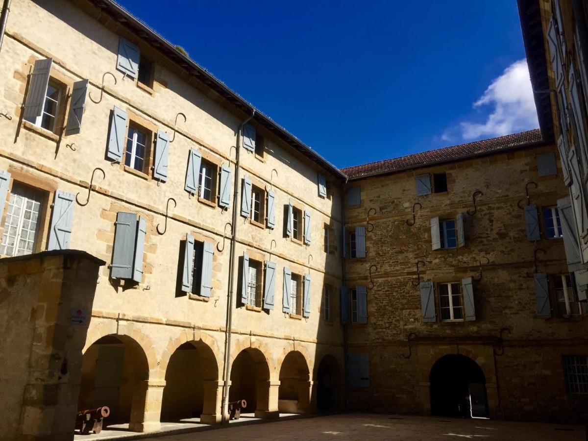 Jasmin 1 Jeanne D Albret Apartamento Navarrenx Exterior foto